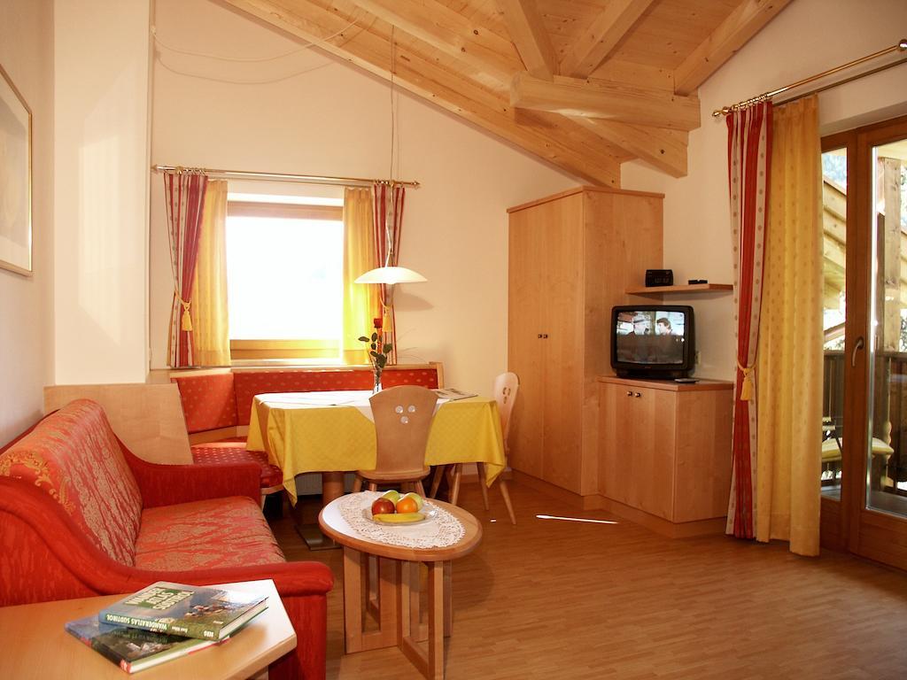 Garni Lichtenberg Guest House Lagundo Exterior photo